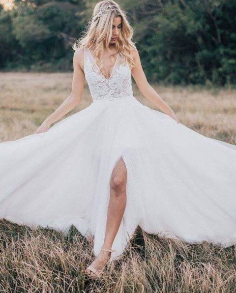 Пышное легкое свадебное платье с кружевом на топе 6563. Силуэт А-силуэт. Цвет Белый / Молочный. Вид 1