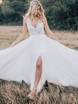 Пышное легкое свадебное платье с кружевом на топе 6563. Силуэт А-силуэт. Цвет Белый / Молочный. Вид 1