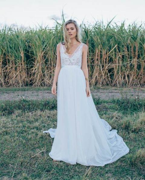 Пышное легкое свадебное платье с кружевом на топе 6563. Силуэт А-силуэт. Цвет Белый / Молочный. Вид 2