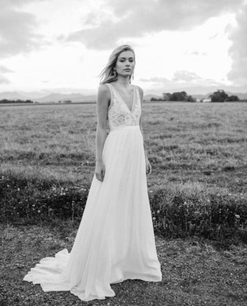 Пышное легкое свадебное платье с кружевом на топе 6563. Силуэт А-силуэт. Цвет Белый / Молочный. Вид 3