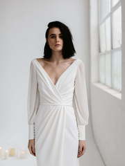 Стильное свадебное платье с рукавом без декора на роспись 8763. Силуэт Прямое. Цвет Белый / Молочный. Вид 2