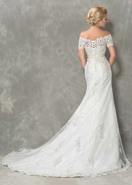 Свадебное платье прямое с кружевом Tulpina. Силуэт Прямое. Цвет Белый / Молочный. Вид 2