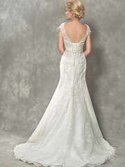 Прямое свадебное платье с кружевом Аzalea. Силуэт Прямое. Цвет Белый / Молочный. Вид 2