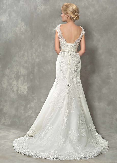 Прямое свадебное платье с кружевом Аzalea. Силуэт Прямое. Цвет Белый / Молочный. Вид 2