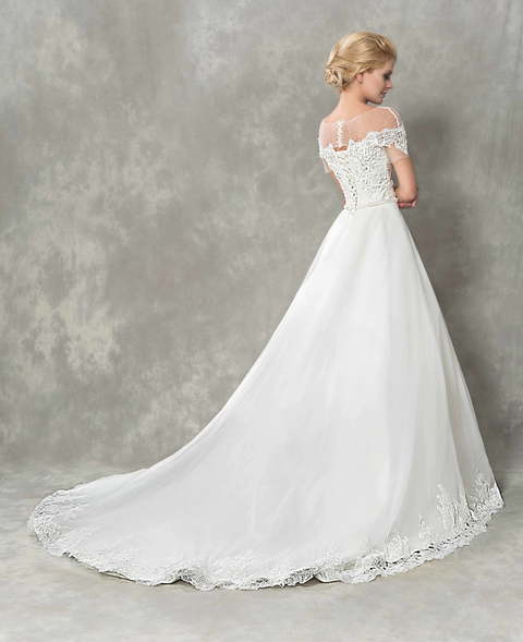 Пышное свадебное платье с сеточкой Lipa. Силуэт А-силуэт. Цвет Белый / Молочный. Вид 2