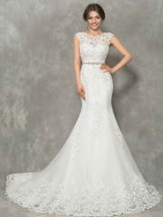 Прямое свадебное платье с кружевом Verbena. Силуэт Рыбка. Цвет Белый / Молочный. Вид 1