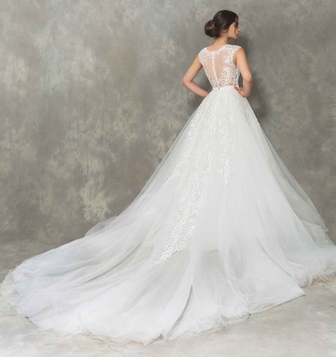 Пышное свадебное платье с американским кружевом Petunia. Силуэт Пышное. Цвет Белый / Молочный. Вид 2