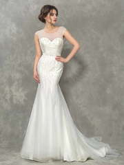 Свадебное платье рыбка расшитая бисером и стеклярусом Iris. Силуэт Рыбка. Цвет Белый / Молочный. Вид 2