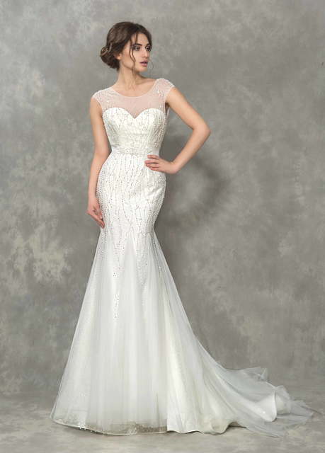 Свадебное платье рыбка расшитая бисером и стеклярусом Iris. Силуэт Рыбка. Цвет Белый / Молочный. Вид 2