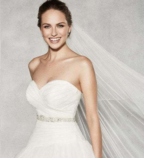 Свадебное платье на большую грудь с заниженным корсетом 8900. Силуэт Пышное. Цвет Белый / Молочный. Вид 2