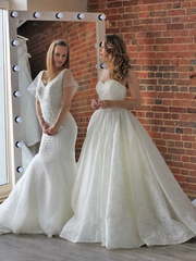 Кружевное пышное свадебное платье цвета айвори Amarenta. Силуэт Пышное. Цвет Айвори / Капучино. Вид 2