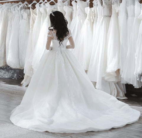 Супер пышное свадебное платье с рукавом Lori. Силуэт Пышное. Цвет Белый / Молочный. Вид 7