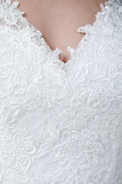 Легкое шифоновое платье в греческом стиле Alania. Силуэт Прямое. Цвет Белый / Молочный. Вид 2