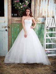 Пышное свадебное платье принцессы 5644. Силуэт Пышное. Цвет Белый / Молочный. Вид 1