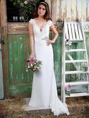 Шифоновое свадебное платье прямого кроя с кружевом 7412. Силуэт Прямое. Цвет Белый / Молочный. Вид 1