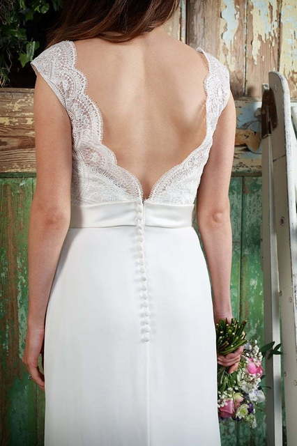 Шифоновое свадебное платье прямого кроя с кружевом 7412. Силуэт Прямое. Цвет Белый / Молочный. Вид 3