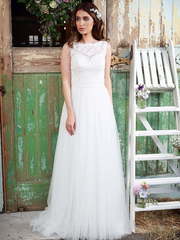 Шифоновое платье для свадьбы на море 7851. Силуэт А-силуэт. Цвет Белый / Молочный. Вид 1