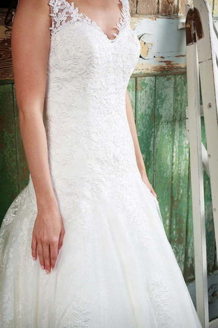 Свадебное платье пышное от бедра айвори 7745. Силуэт Пышное. Цвет Белый / Молочный. Вид 2