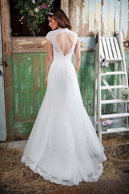 Кружевное свадебное платье айвори с рукавчиками 7321. Силуэт А-силуэт. Цвет Белый / Молочный. Вид 4