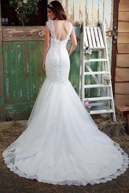 Свадебное платье русалка с бретелями и шлейфом 7896. Силуэт Рыбка. Цвет Белый / Молочный. Вид 3