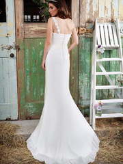 Шифоновое свадебное платье в стиле ампир 7833. Силуэт Прямое. Цвет Белый / Молочный. Вид 2