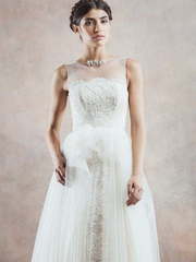 Легкое летящее платье с кружевом 1313. Силуэт А-силуэт. Цвет Белый / Молочный. Вид 2