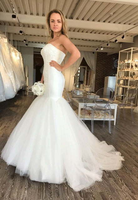 Роскошное свадебное атласное платье рыбка Anelina. Силуэт Рыбка. Цвет Белый / Молочный. Вид 2