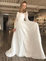 Легкое свадебное платье с рукавом и красивой спинкой Anet. Силуэт А-силуэт. Цвет Белый / Молочный. Вид 1