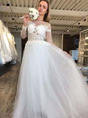 Легкое свадебное платье с открытой спиной Primavera. Силуэт А-силуэт. Цвет Белый / Молочный. Вид 1