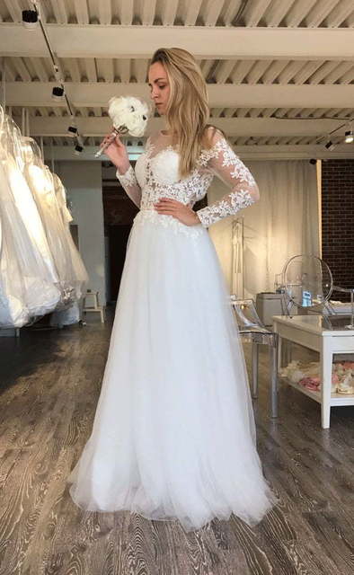 Легкое свадебное платье с открытой спиной Primavera. Силуэт А-силуэт. Цвет Белый / Молочный. Вид 2