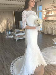 Прямое кружевное свадебное платье с рукавом Natali. Силуэт Прямое. Цвет Белый / Молочный. Вид 1