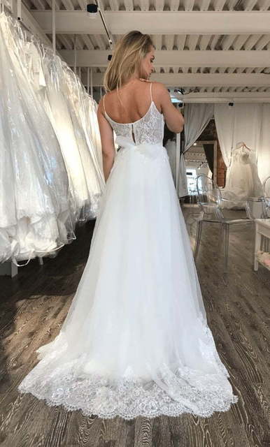 Легкое свадебное платье на бретелях Rea. Силуэт А-силуэт. Цвет Белый / Молочный. Вид 4