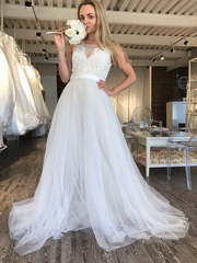 Воздушное фатиновое свадебное платье айвори Romano. Силуэт А-силуэт. Цвет Белый / Молочный. Вид 1