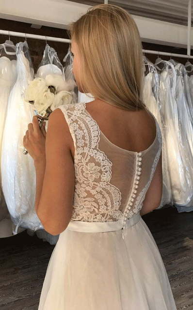 Воздушное фатиновое свадебное платье айвори Romano. Силуэт А-силуэт. Цвет Белый / Молочный. Вид 4