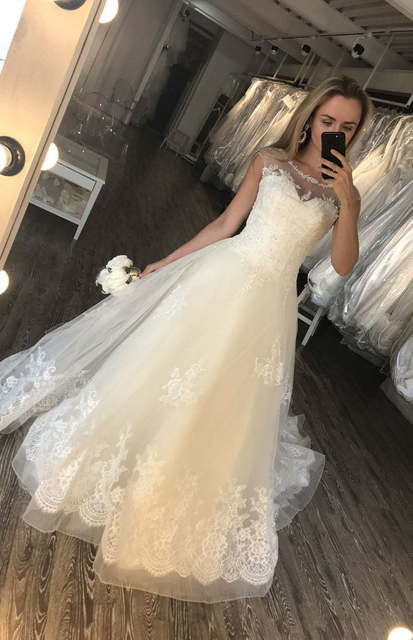 Пышное свадебное платье с кружевом по подолу Savanna. Силуэт Пышное. Цвет Белый / Молочный. Вид 3