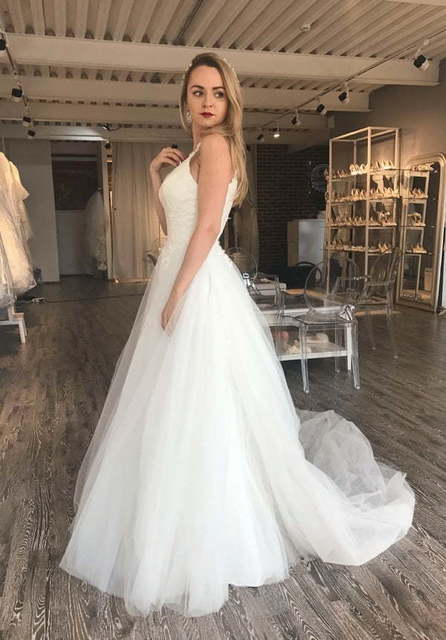 Свадебное платье с корсетом и тонкими бретелями Silvana. Силуэт Пышное. Цвет Белый / Молочный. Вид 4