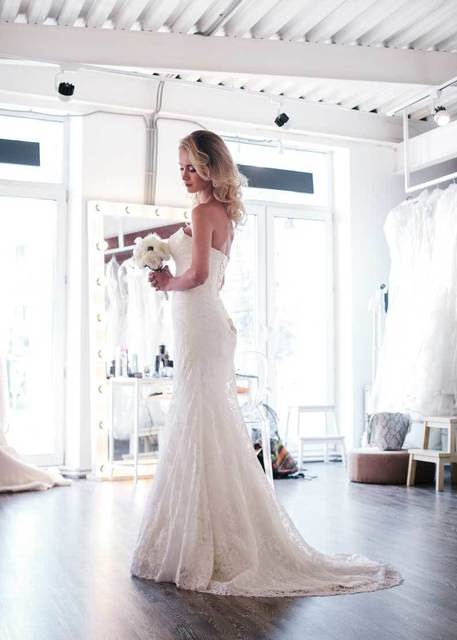 Нежное платье из кружева по фигуре Arveni. Силуэт Прямое. Цвет Белый / Молочный. Вид 3