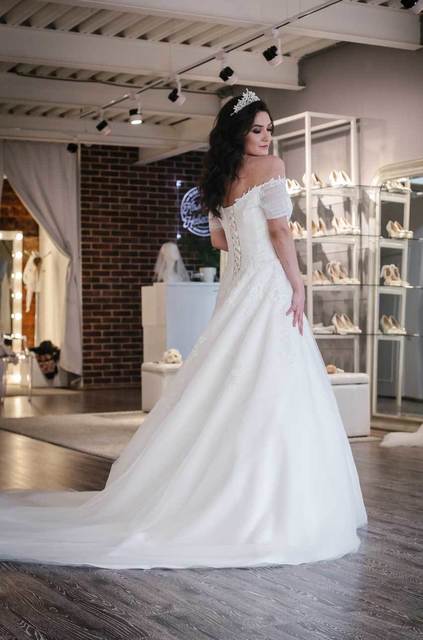 Свадебное платье А-силуэт украшенное жемчугом Altaza. Силуэт Пышное, А-силуэт. Цвет Белый / Молочный. Вид 7