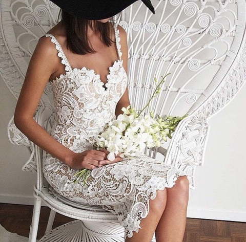 Короткое свадебное платье футляр из кружева Lady Lace. Силуэт Прямое. Цвет Белый / Молочный. Вид 4