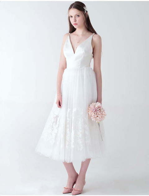 Свадебное платье миди юбка ниже колена. Силуэт А-силуэт. Цвет Белый / Молочный. Вид 5