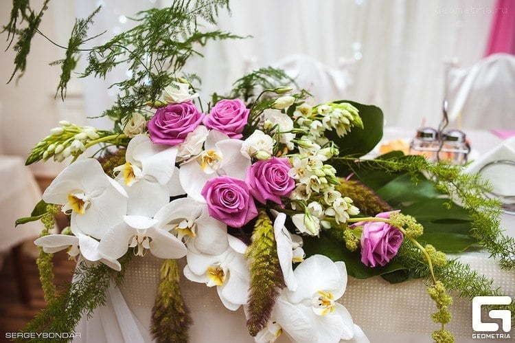 Классика в Выездная регистрация, Ресторан / Банкетный зал от Студия Декора и флористики Jul.i 5