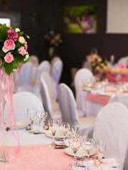 Столы и стулья гостей / Банкет в Классика от Студия Декора и флористики Jul.i 2