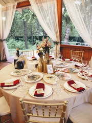 Столы и стулья гостей / Банкет в Классика, Эко от Студия декора и флористики il Fiore Decor 1