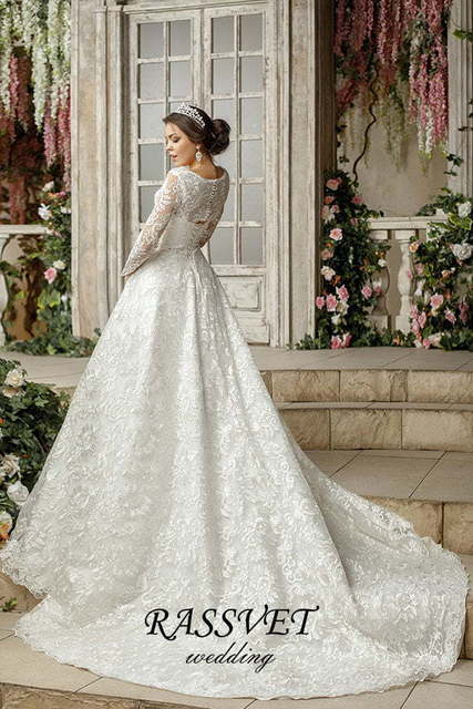 Свадебное платье Жюли. Силуэт А-силуэт. Цвет Белый / Молочный. Вид 2