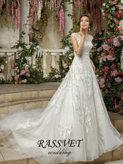 Свадебное платье Джулия. Силуэт А-силуэт. Цвет Белый / Молочный. Вид 1