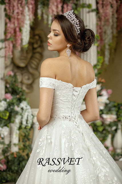 Свадебное платье Риккарда. Силуэт А-силуэт. Цвет Белый / Молочный. Вид 4