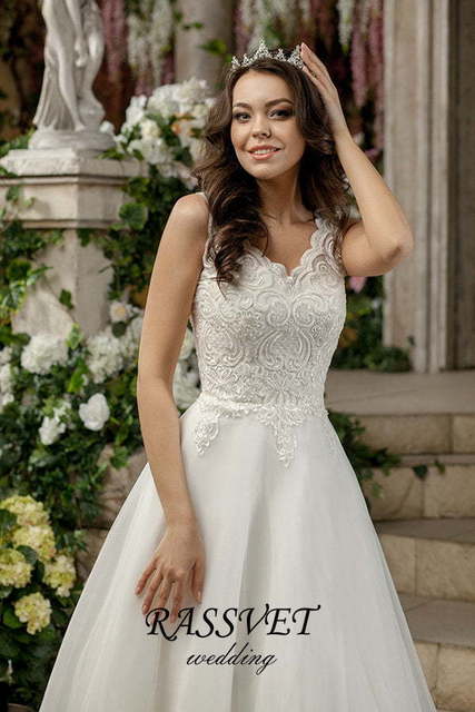 Свадебное платье Адриана. Силуэт А-силуэт. Цвет Белый / Молочный. Вид 4