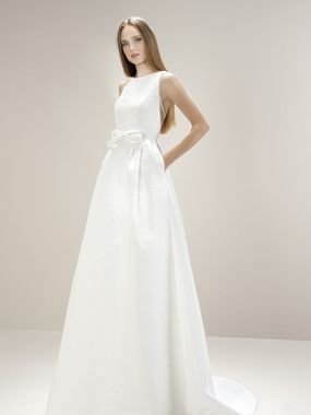 Свадебное платье 8005. Силуэт А-силуэт. Цвет Айвори / Капучино. Вид 1