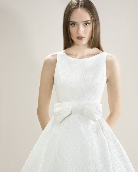 Свадебное платье 8032. Силуэт А-силуэт. Цвет Айвори / Капучино. Вид 3