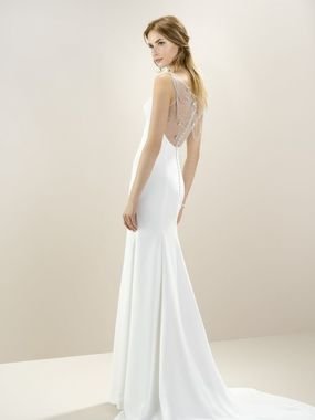 Свадебное платье 8052. Силуэт Прямое, Рыбка. Цвет Айвори / Капучино. Вид 2